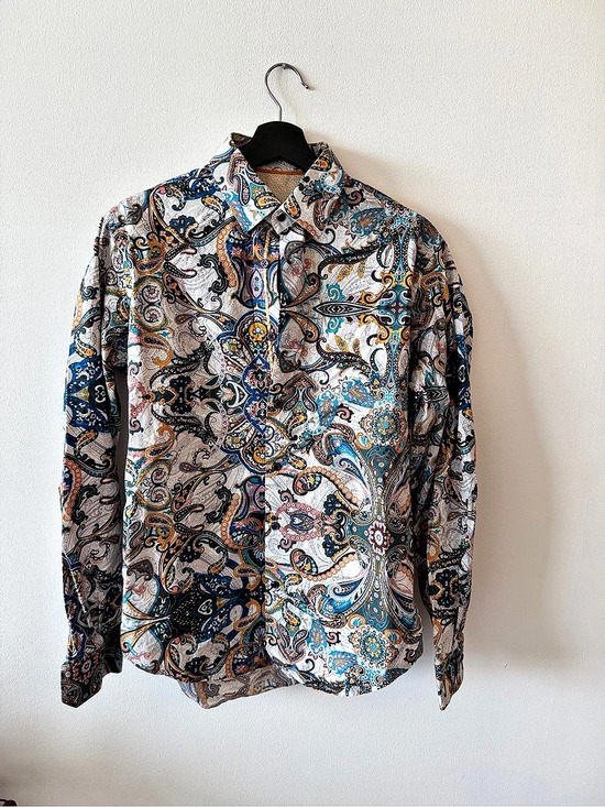 Ceyy Other - Envy Long-Sleeve Paisley Button-Down Shirt – Blue & White (Large)